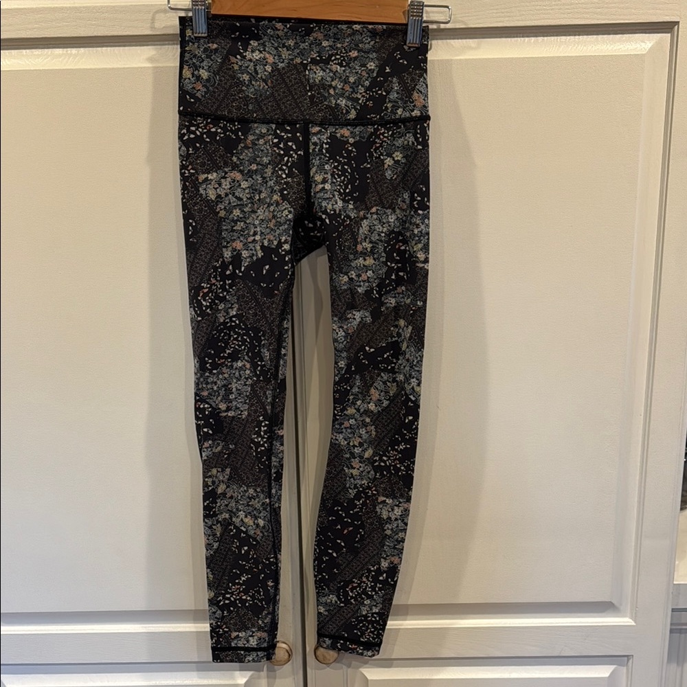 lululemon athletica Floral Patterned Leggings - Black and Gray